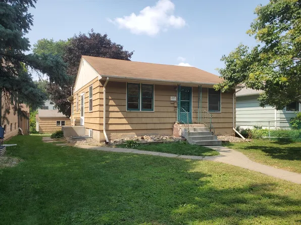 1037 27th Ave SE, Minneapolis, MN 55414