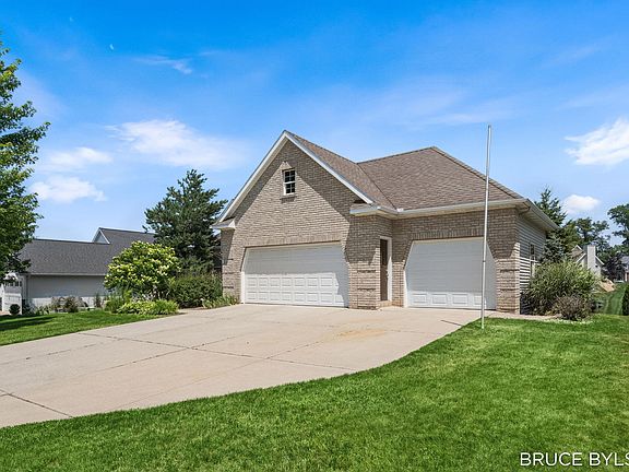 5th image of 6100 Sunningdale Dr
