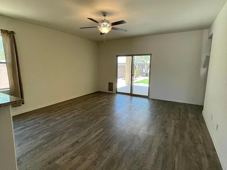 19354 N Pietra Dr — Photo 4