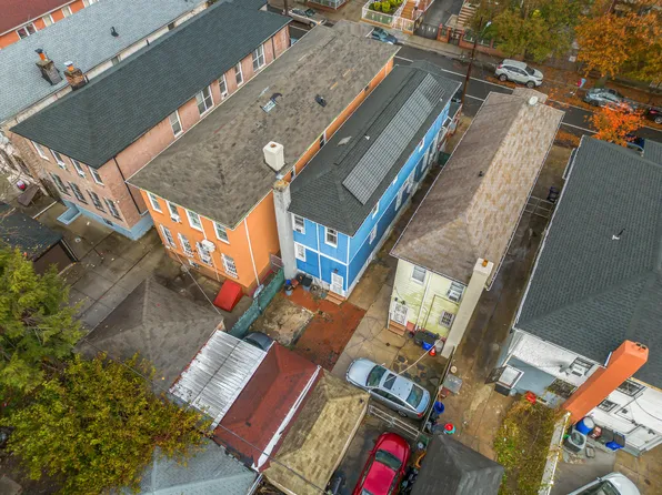 234 East 54th Street image 27 of 30