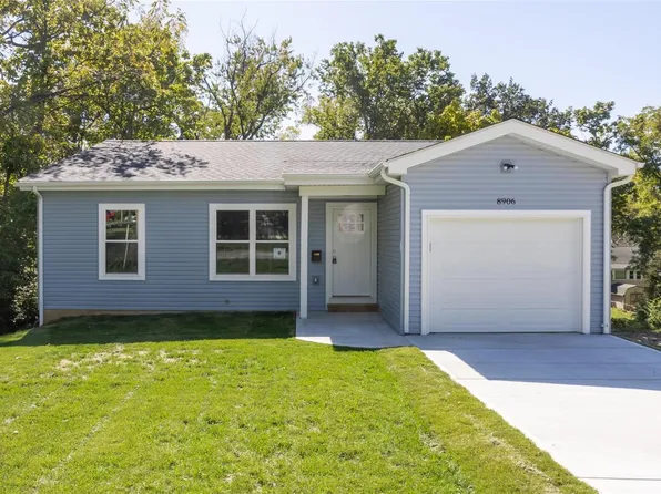 8906 Higginson Ave, Bel Ridge, MO 63121