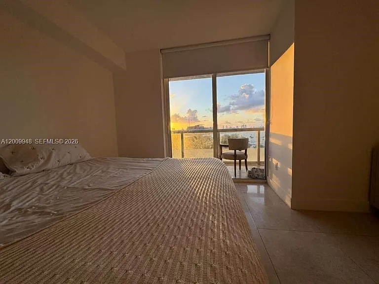 50 Biscayne Blvd #809 — Photo 1
