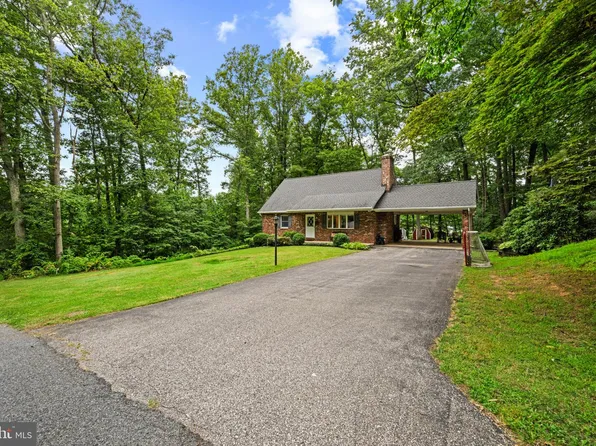 1508 Springlake Way S, Sykesville, MD 21784