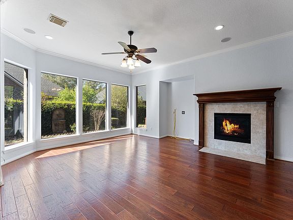 4th image of 31 N Warbler Bend Cir