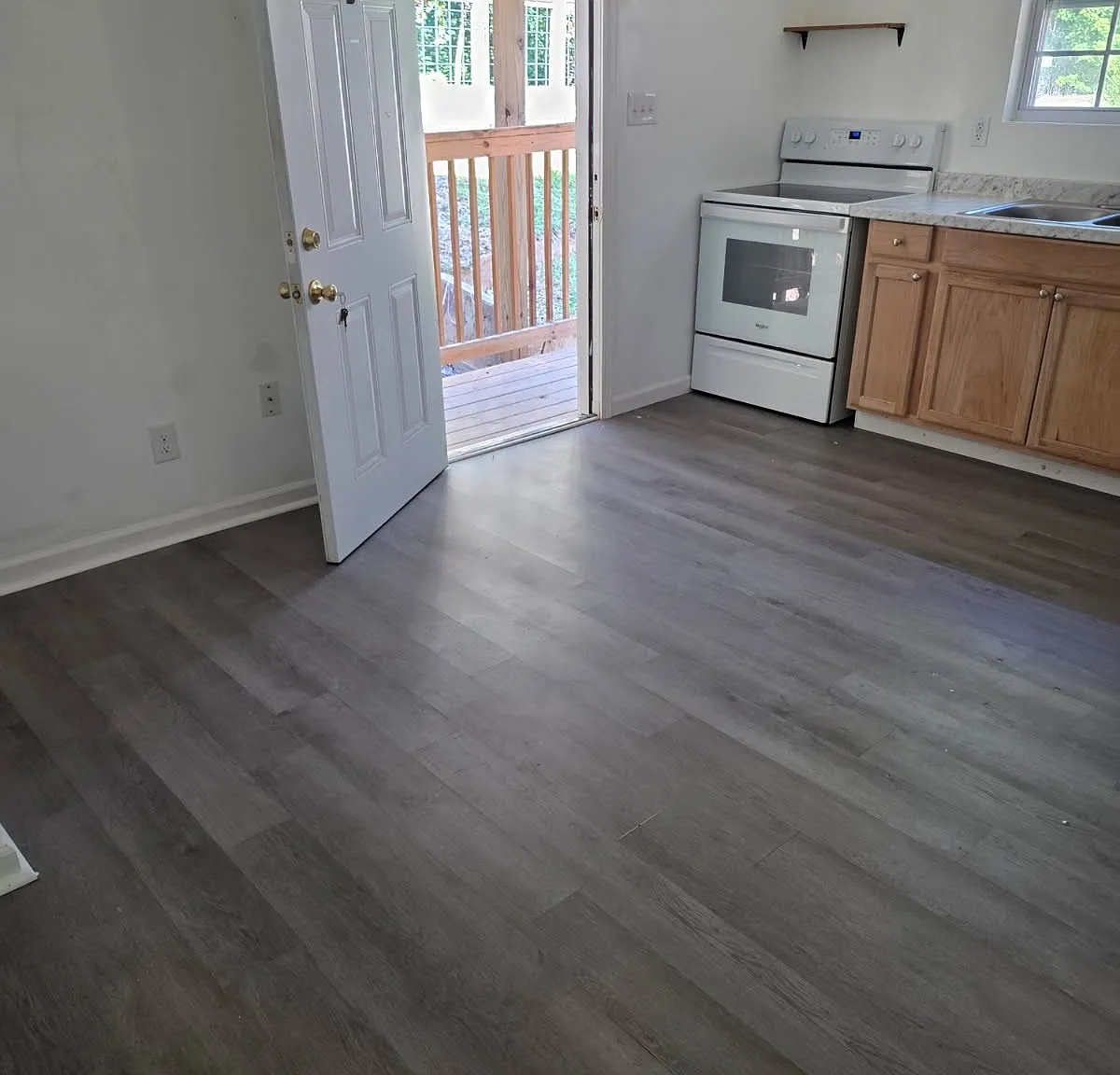 1 bed, 500 sqft, $1,200 — Photo 3
