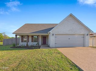 6004 Dove Hollow Dr, Humboldt, TN 38343