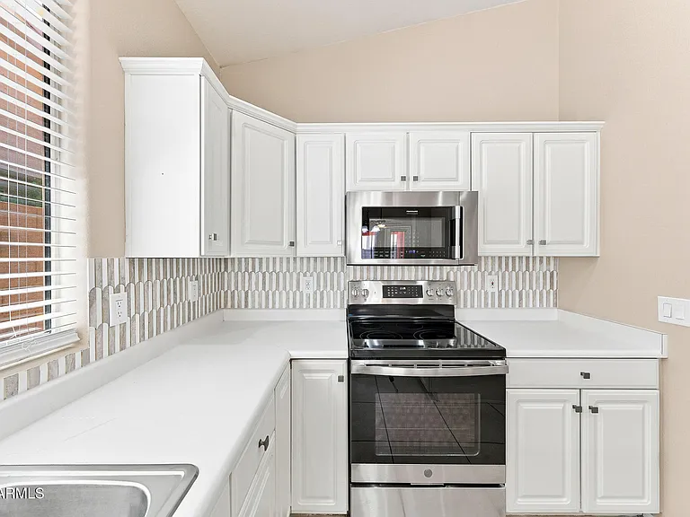 1402 E Shannon St — Photo 10