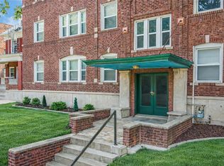 3732 SW Trafficway, Kansas City, MO 64111