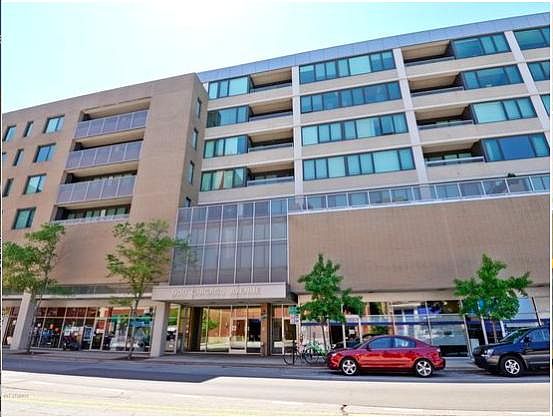 1st image of 900 Chicago Ave #P-6t