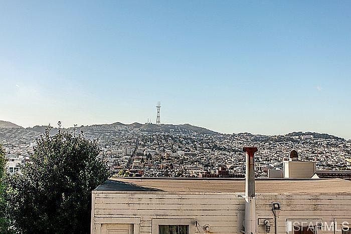 1st image of 1016 De Haro St