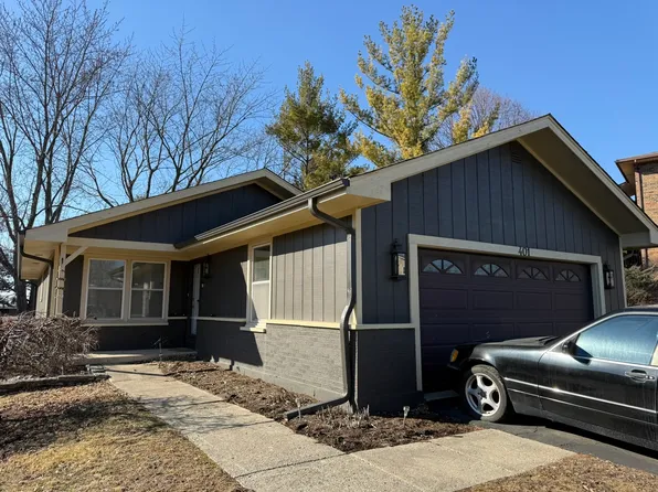 401 S Whispering Hills Dr, Naperville, IL 60540