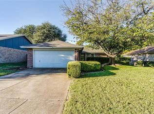 3929 Teaberry Ln, Fort Worth, TX 76133