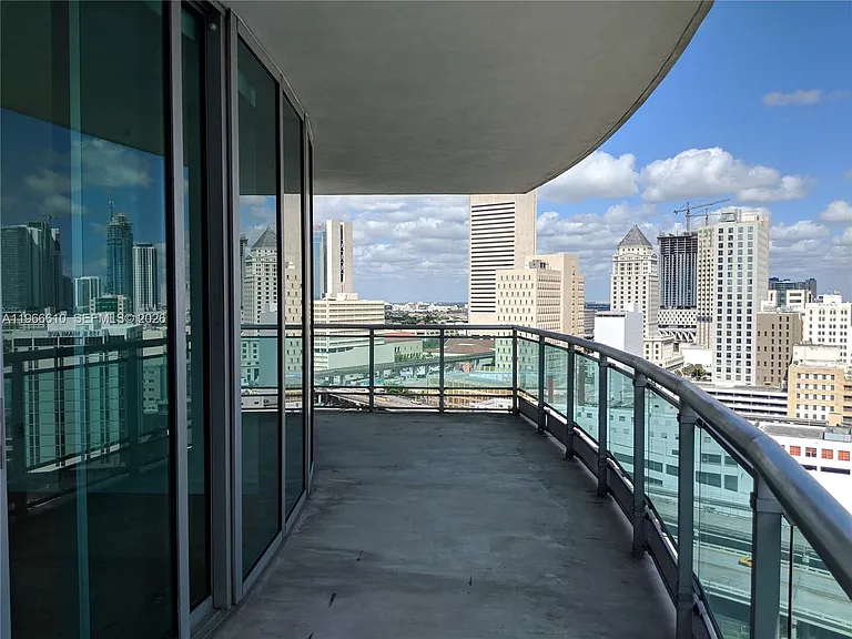 350 S Miami Ave #1901 — Photo 20