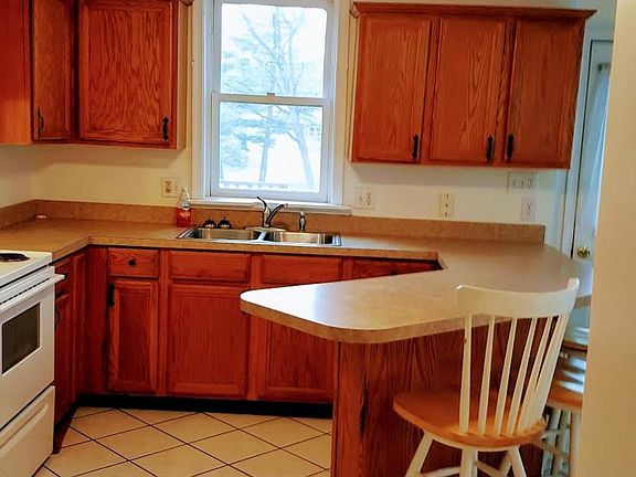 Breafast Bar, Ceramic Tile