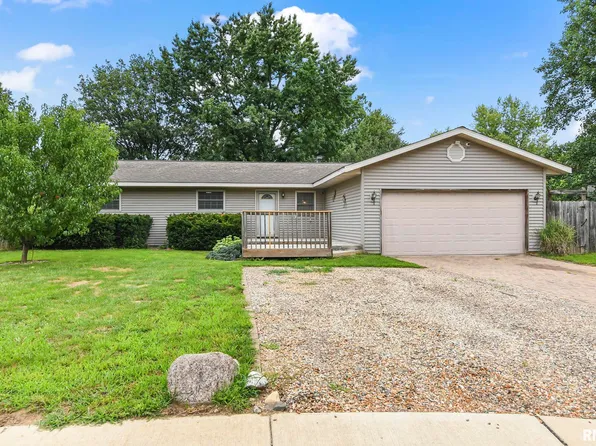 26 Powell, Riverton, IL 62561