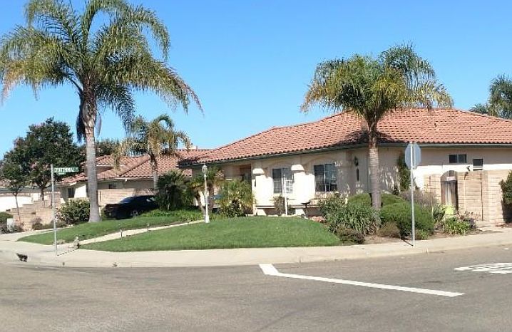 1st image of 1717 E Mammoth Dr
