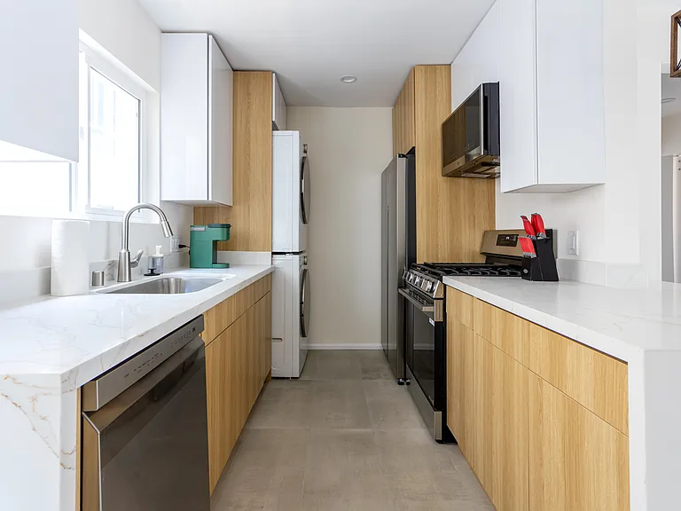 12422 Pacific Ave #3 — Photo 19