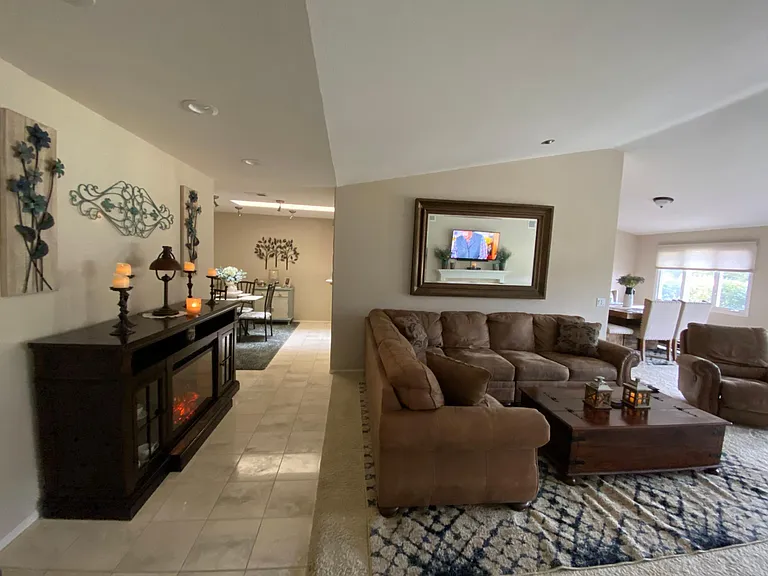 38331 Oaktree Loop — Photo 3