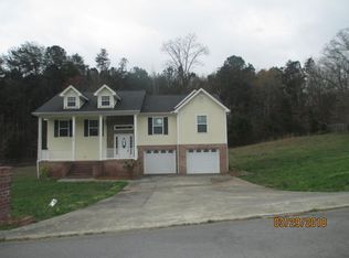 3015 Highland Cir, Rocky Face, GA 30740