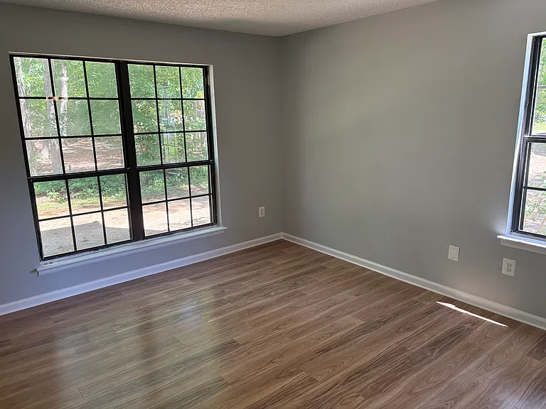 70 Federal Ct #70 — Photo 10