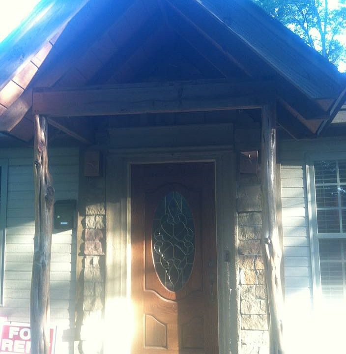2nd image of 502 W Branch St