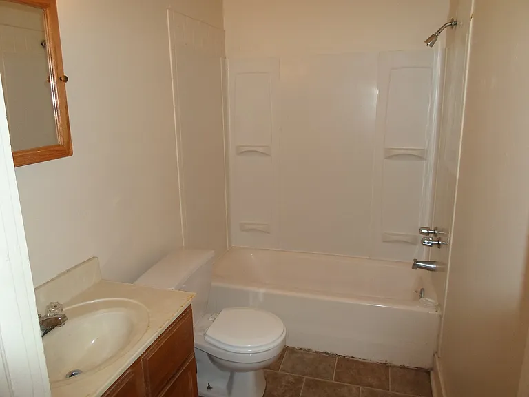 Frederick Avenue Apartments — Photo 41