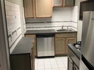 2595 Auburn Rd APT 1, Auburn Hills, MI 48326