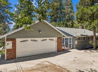 24899 Basel Dr, Crestline, CA 92325