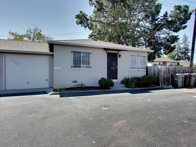1500 162nd Ave — Photo 6