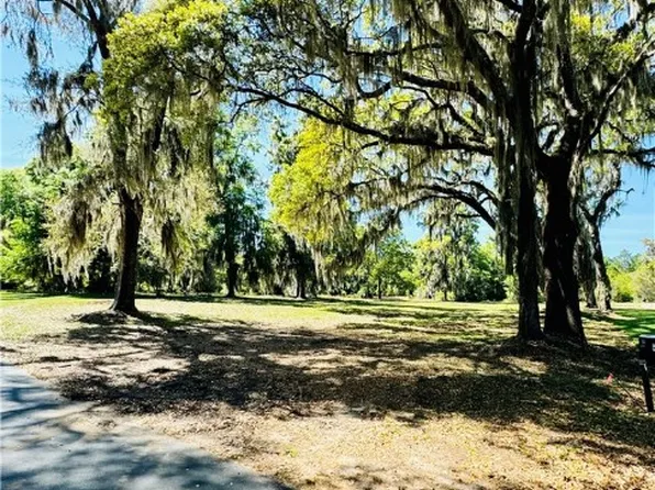 49 Coopers Point Dr, Townsend, GA 31331