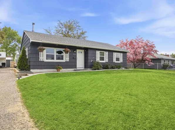 1508 Cottonwood Dr, Richland, WA 99354