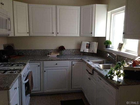 3rd image of 12459 Cheshire St