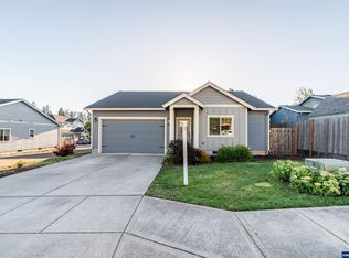 903 N Washington St, Lafayette, OR 97127