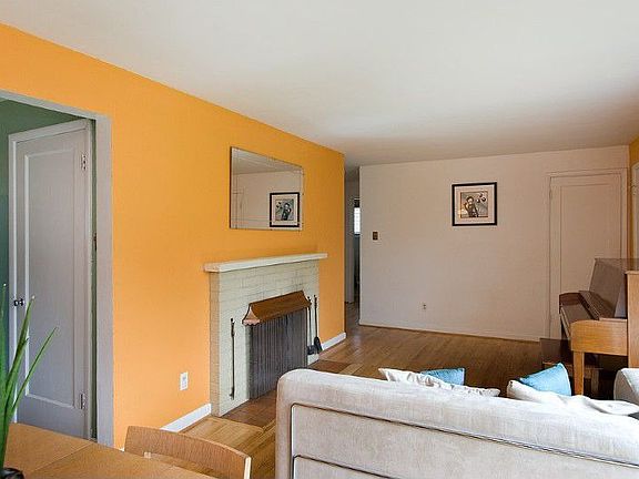 5th image of 15243 6th Ave NE