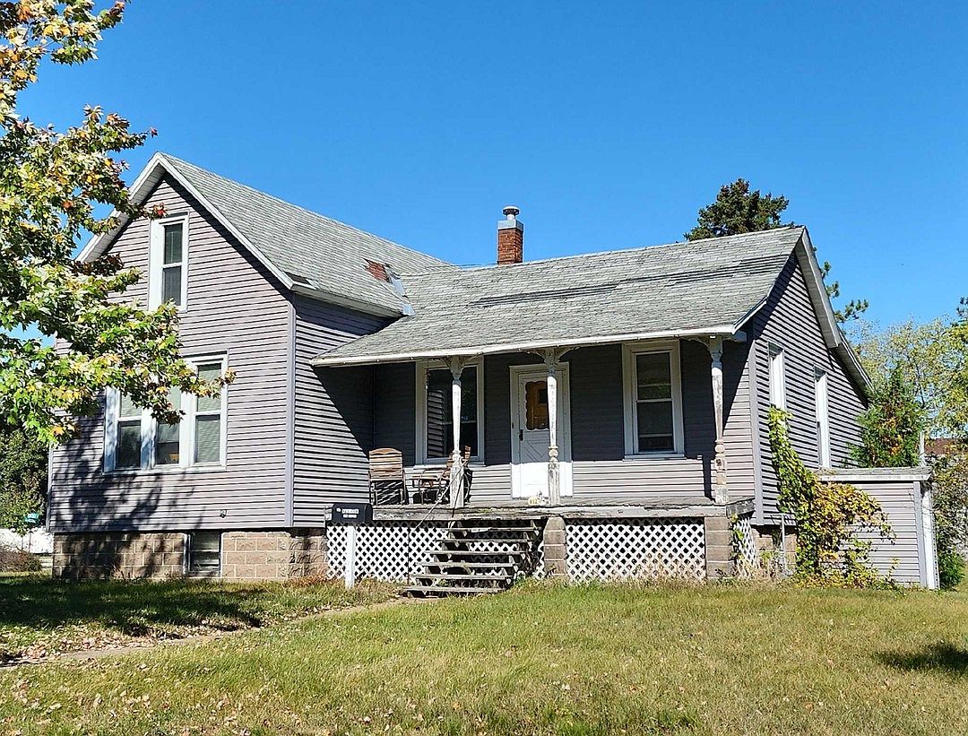 652 W Hosmer St, WI 54143 Zillow