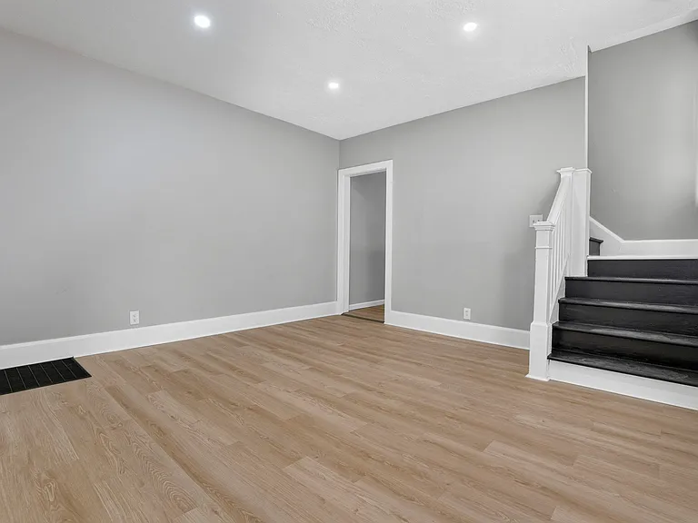 1770 Kent St #1770 — Photo 5
