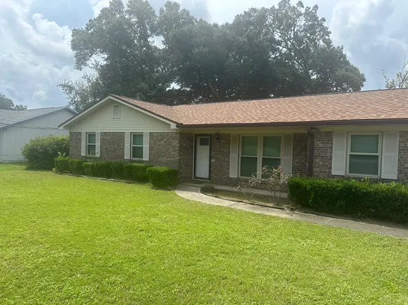1185 Greenbrier Blvd, Pensacola, FL 32514