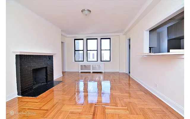 Rented by Douglas Elliman | media 4