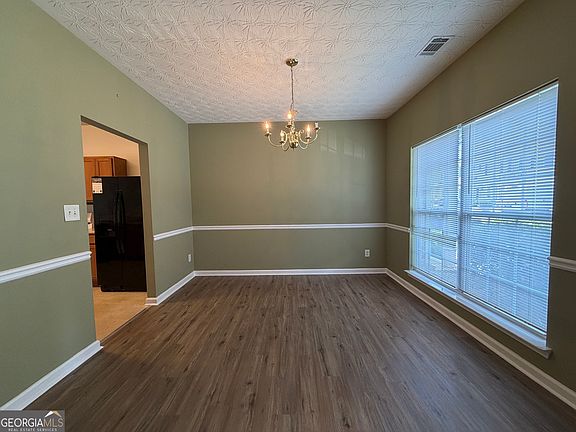 3rd image of 644 Kenridge Dr
