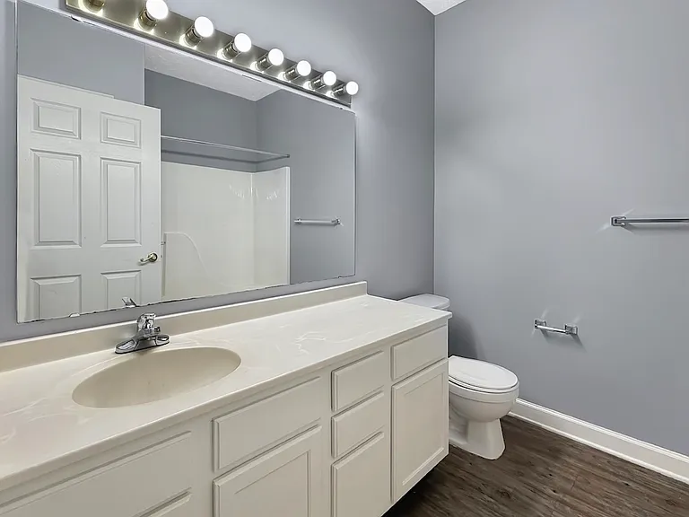 Cross Lake Apartments — Photo 100