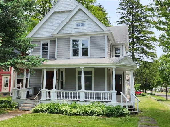 11 N Main St, Prattsburgh, NY 14873