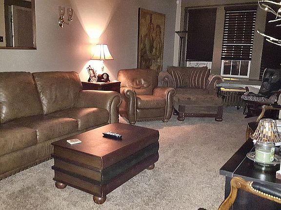 1st Floor Living Room