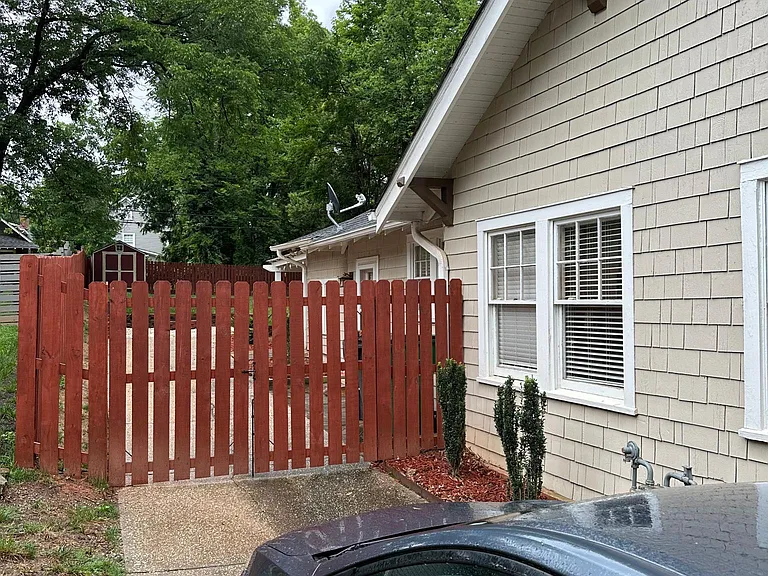 321 Walnut Ave — Photo 30