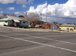 301 S 6th St, Taft, CA 93268