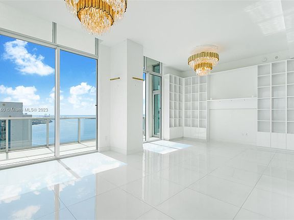 4th image of 300 S Biscayne Blvd APT 4006