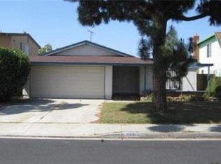 1123 E Helmick St, Carson, CA 90746