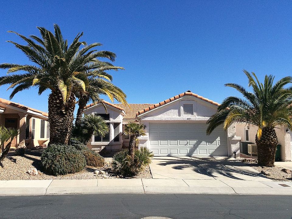 1st image of 402 Matecumbe Way