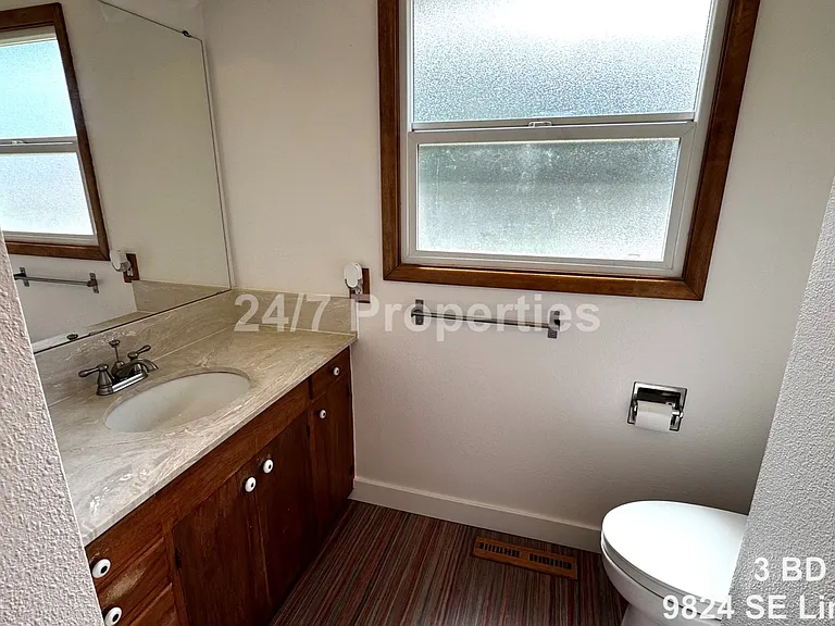 9824 SE Lincoln St — Photo 13