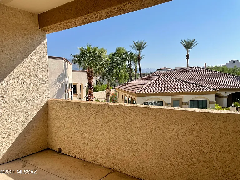 2550 E River Rd #3203 — Photo 8