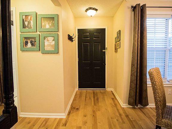 2nd image of 800 Ironwood Dr Unit 833